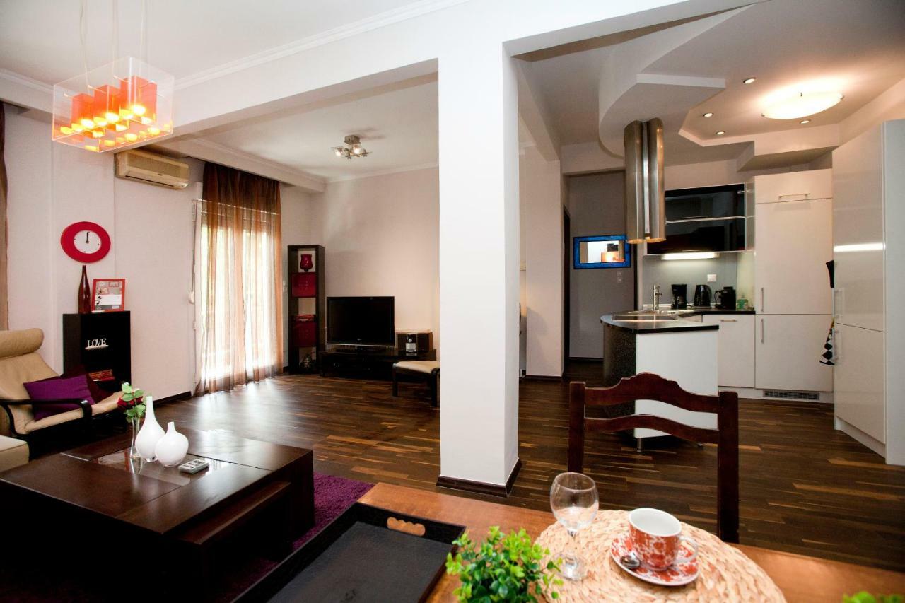 Downtown Apartment Tesalonika Bagian luar foto
